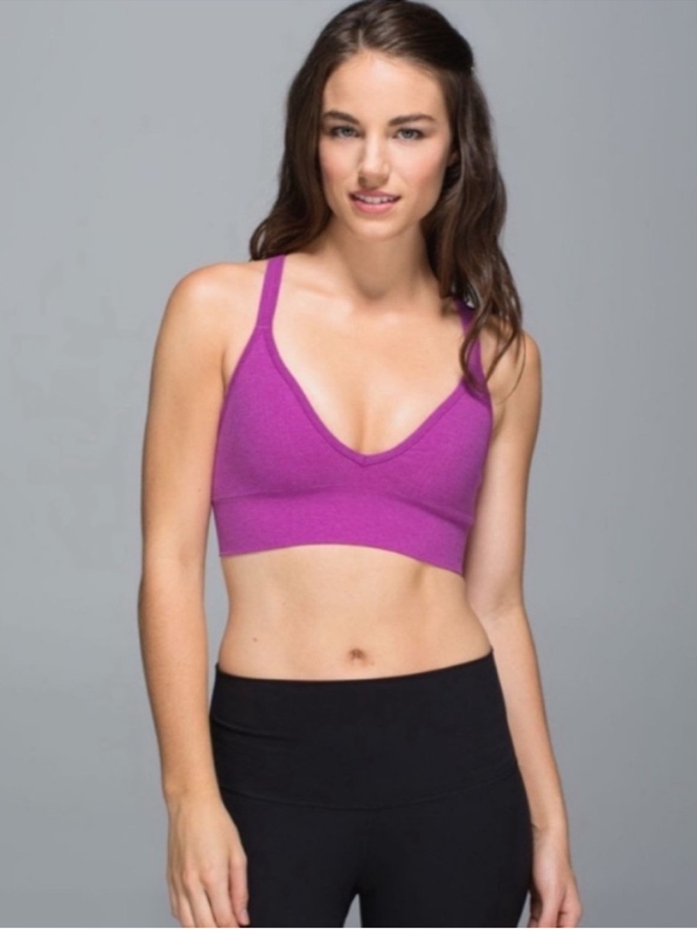 Lululemon Seamlessly Plunge Bra